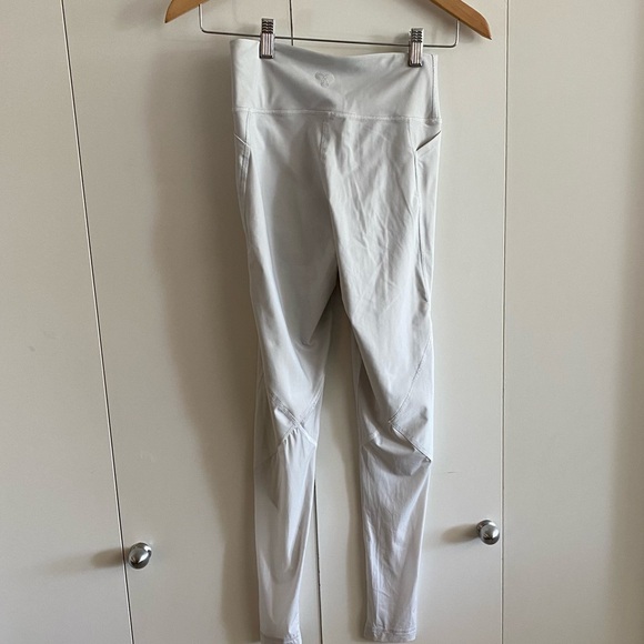 TNA Aritzia Atmosphere leggings mesh ankle - Picture 6 of 12